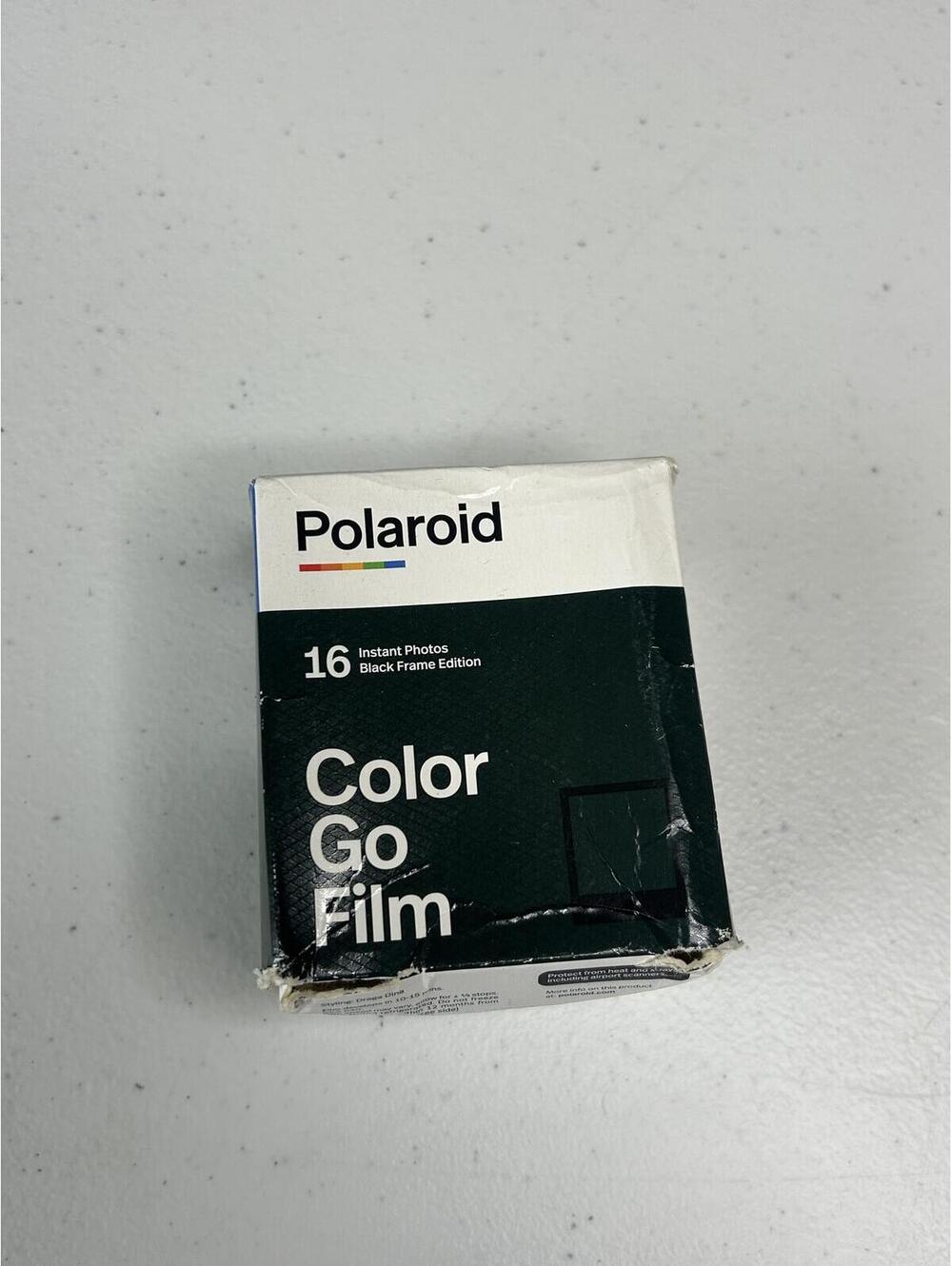 Polaroid Color Go Film 16 Instant Photos Black Frame Edition
